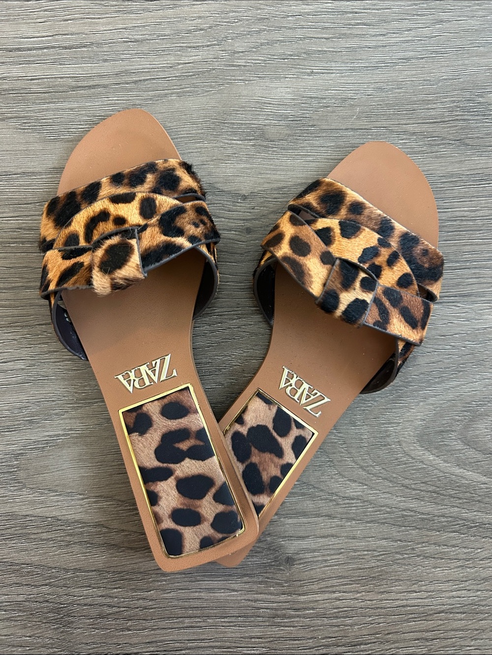 Zara Leopard-Pattern Slide Sandals in Brown and Black used once!!